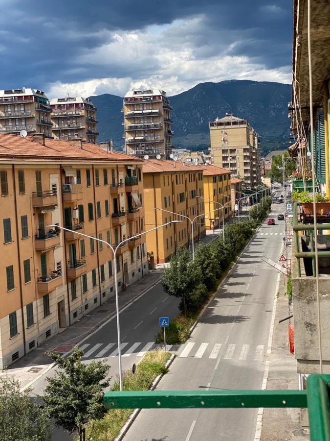 Hotel La Casa Di Alan Terni Exterior foto