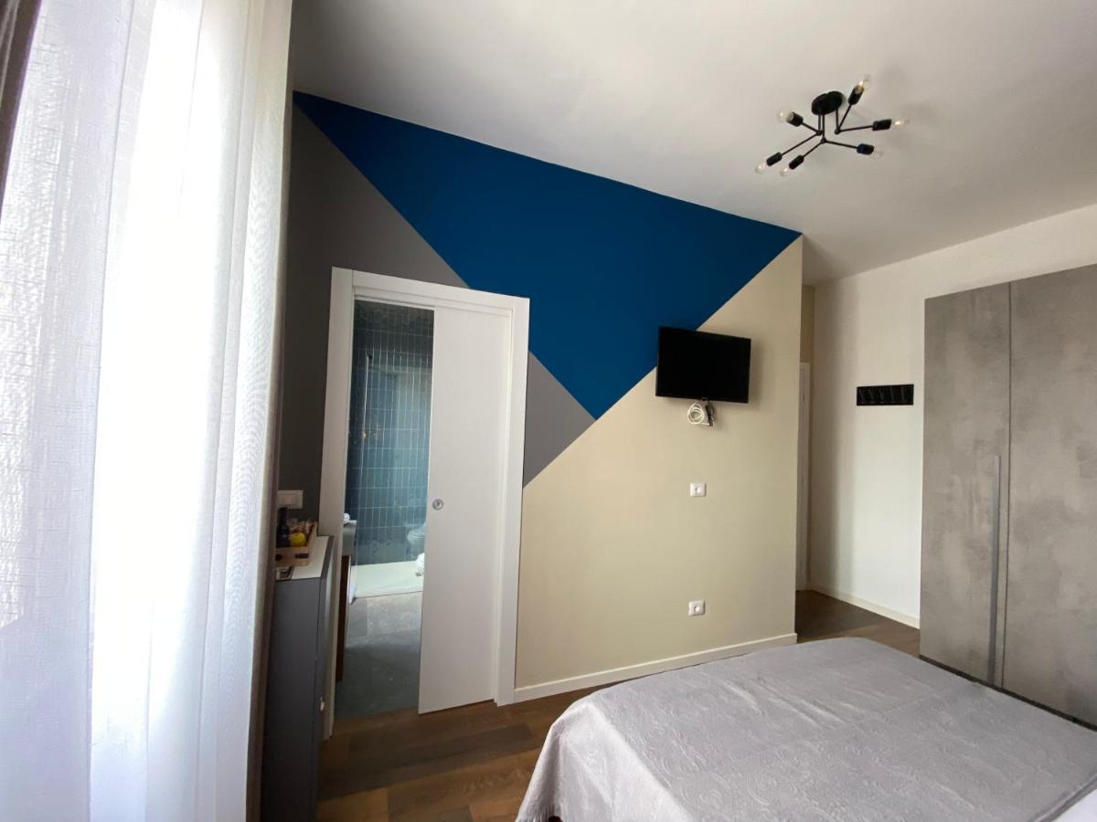 Hotel La Casa Di Alan Terni Exterior foto